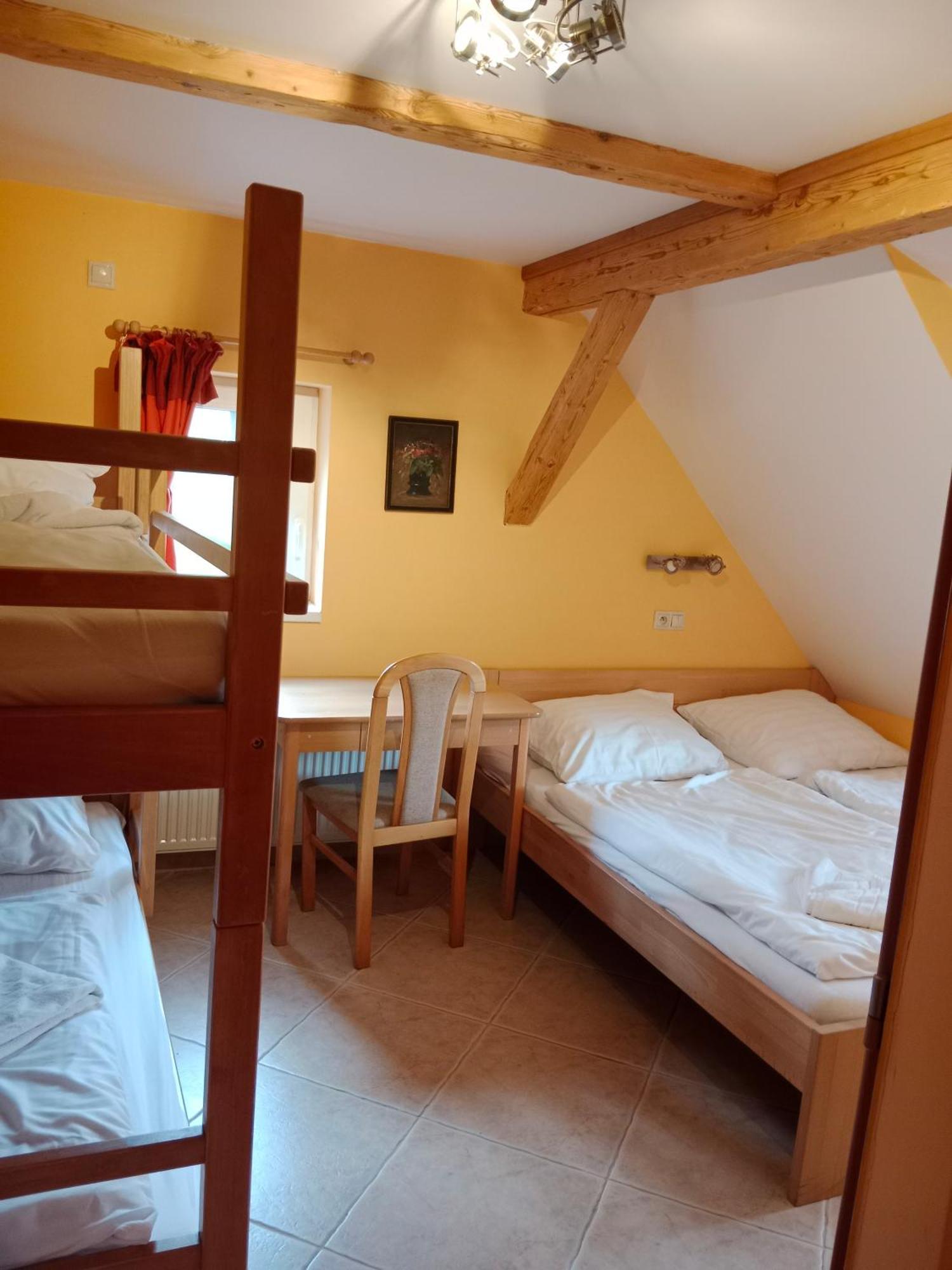 Penzion Topas Pec pod Sněžkou Exterior foto