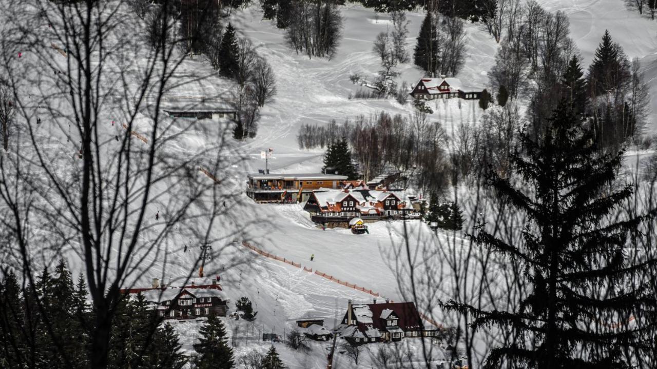 Penzion Topas Pec pod Sněžkou Exterior foto