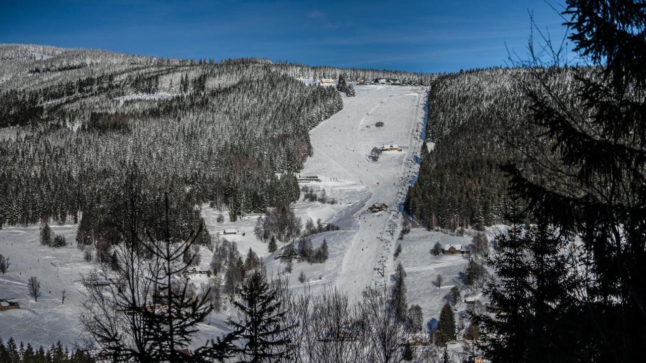 Penzion Topas Pec pod Sněžkou Exterior foto